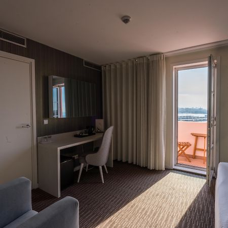 The One Grand Hotel Da Povoa - By Mhmb Hospitality 포보아데바짐 외부 사진